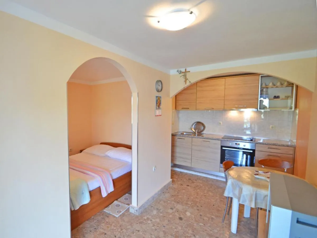 Apartment Ika Anić