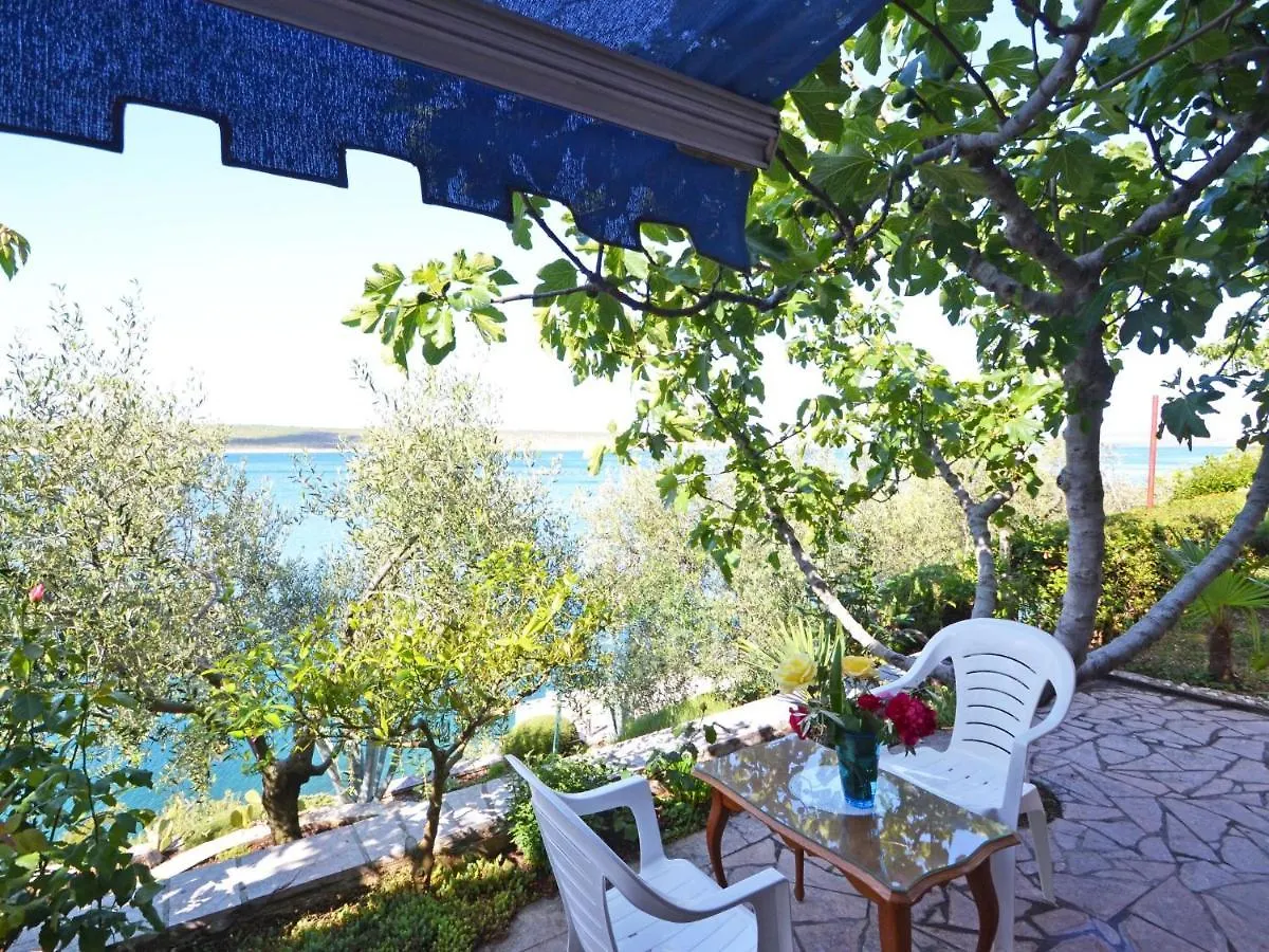 Apartment Ika Anić